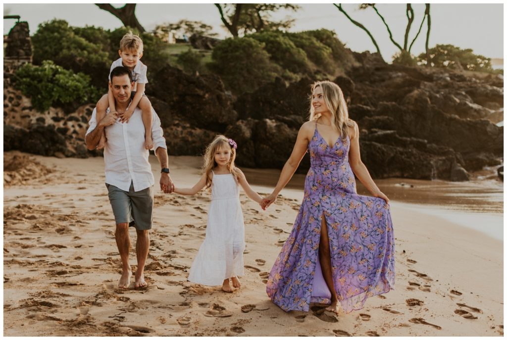 Maui family photo session on the beach